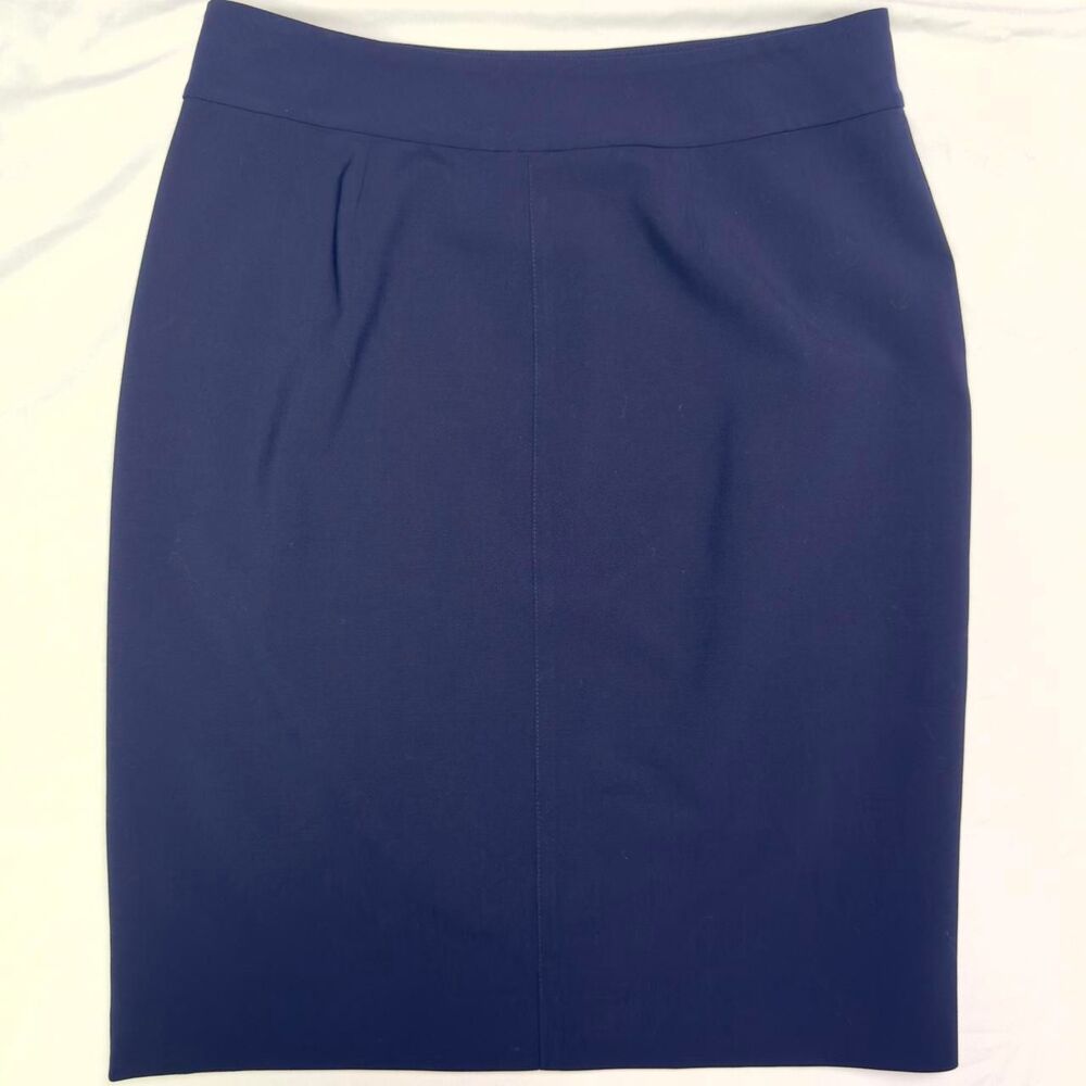 lauren ralph lauren navy blue pencil skirt with pearl toned buttons - Picture 4 of 8